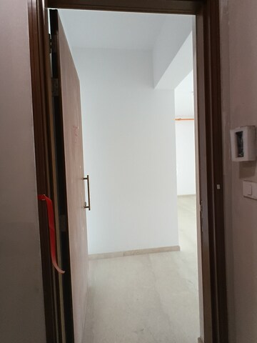 Furnished Amenities in 3 BHK Apartment at Kalpataru Immensa, Kolshet Road – for Sale