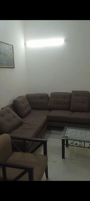 3 BHK Builder Floor For Rent in Sector 26