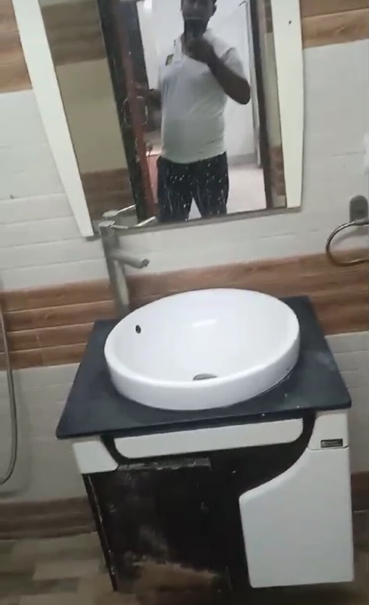 Master Bedroom, sector 26 3 Bedroom 1800 Sq.Ft. Builder Floor In Sector 26 Noida 9751164