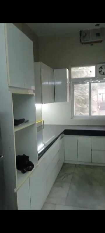 Kitchen in 3 BHK Builder Floor at Sector 26 – for Rent