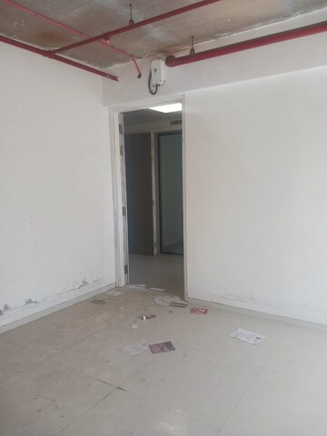 Room in  Office Space at Wadhwa The Gateway, Mulund West – for Rent