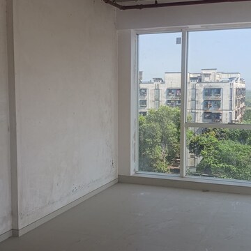 Room in  Office Space at Wadhwa The Gateway, Mulund West – for Rent