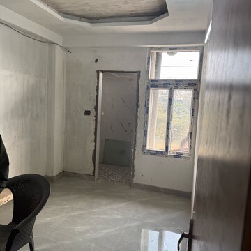 Team Area in 3 BHK Builder Floor at Sector 81 – for Sale