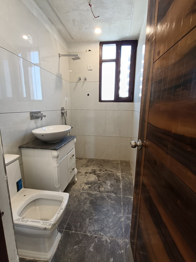 Bathroom, bcl-chinar-homes 3 Bedroom 2160 Sq.Ft. Apartment In Dhakoli Zirakpur 9751383