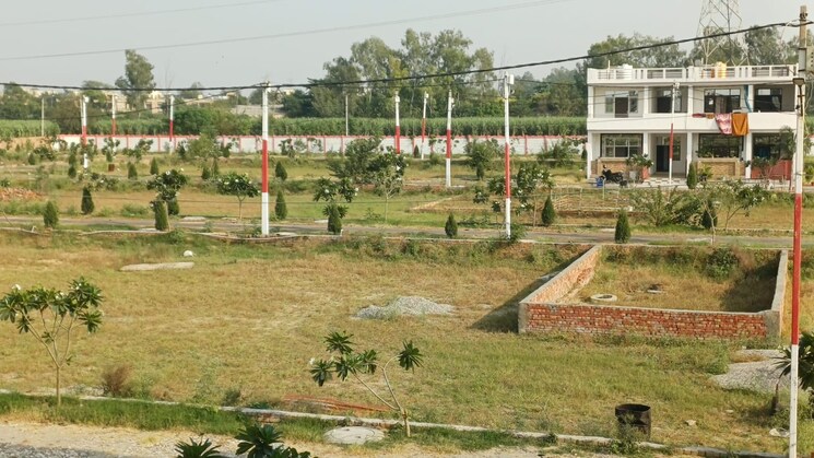 Garden, modipuram  100 Sq.Yd. Plot In Modipuram Meerut 9751380