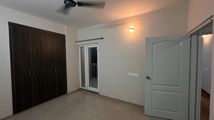 Room, shri-radha-sky-park 2 Bedroom 1370 Sq.Ft. Apartment In Sector 16b Greater Noida Greater Noida 9751400