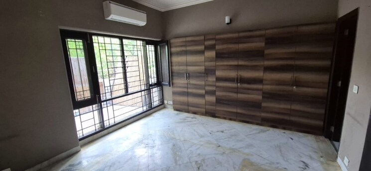 Cover Image, geetanjali enclave 3.5 Bedroom 465 Sq.Yd. Apartment In Geetanjali Enclave Delhi 9736493