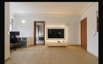 Room in 2 BHK Apartment at Bhartiya Nikoo Homes, Thanisandra Main Road – for Rent