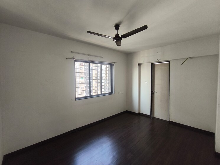 Room, jahangirabad 3 Bedroom 1609 Sq.Ft. Apartment In Jahangirabad Surat 9751413
