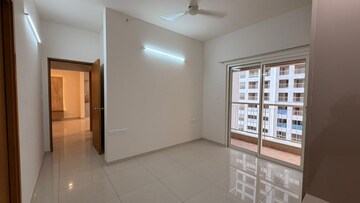 Room in 3 BHK Apartment at Rohan Upavan, Hennur – for Rent
