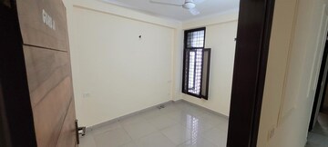Room in 2 BHK Builder Floor at Saket – for Rent