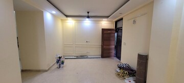 Room in 2 BHK Builder Floor at Saket – for Rent