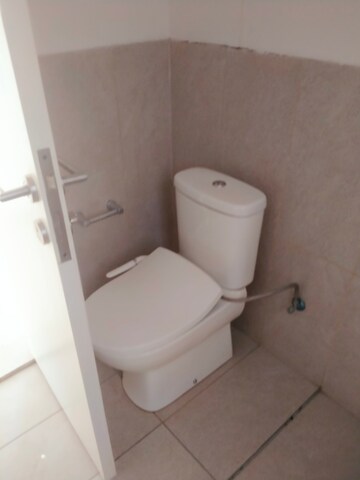 Bathroom in 3 BHK Apartment at DLF The Crest, Sector 54 – for Rent