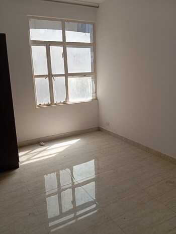 Signature Solera Apartment