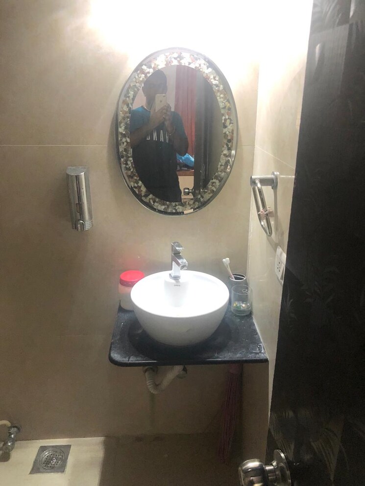 Bathroom, kumar-picasso 3 Bedroom 1765 Sq.Ft. Apartment In Hadapsar Pune 9751555