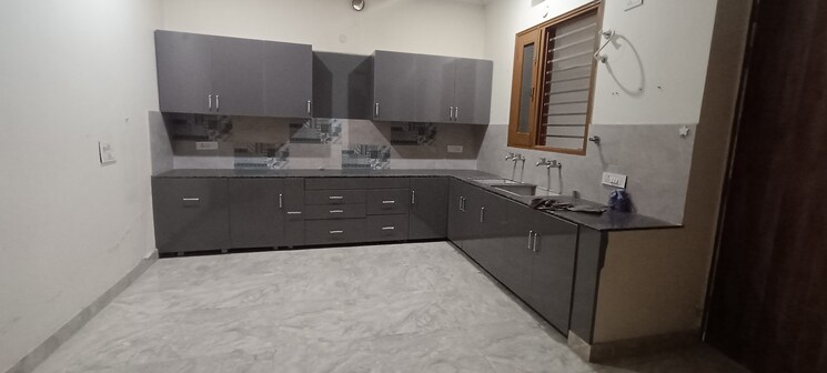 Kitchen, patiala road 2 Bedroom 250 Sq.Yd. Independent House In Patiala Road Zirakpur 9751884