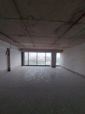 Room in  Office Space at Sajay Business Hub, Andheri East – for Rent