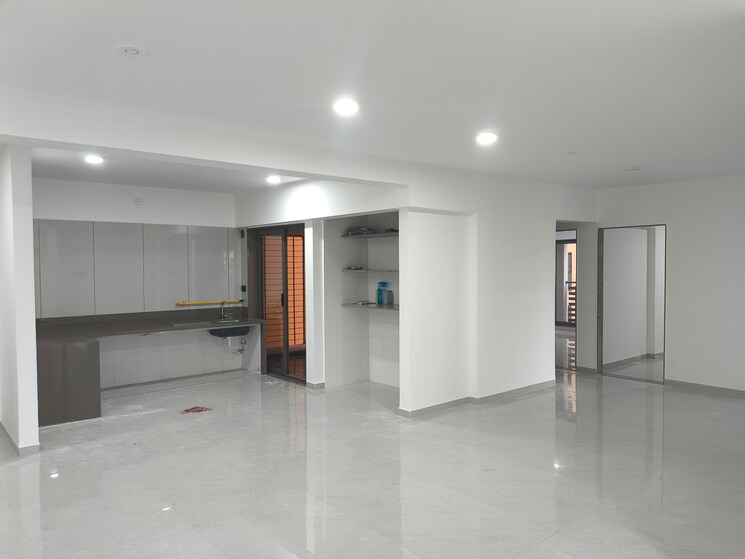 Room, palanpur 4 Bedroom 2800 Sq.Ft. Apartment In Palanpur Surat 9751964