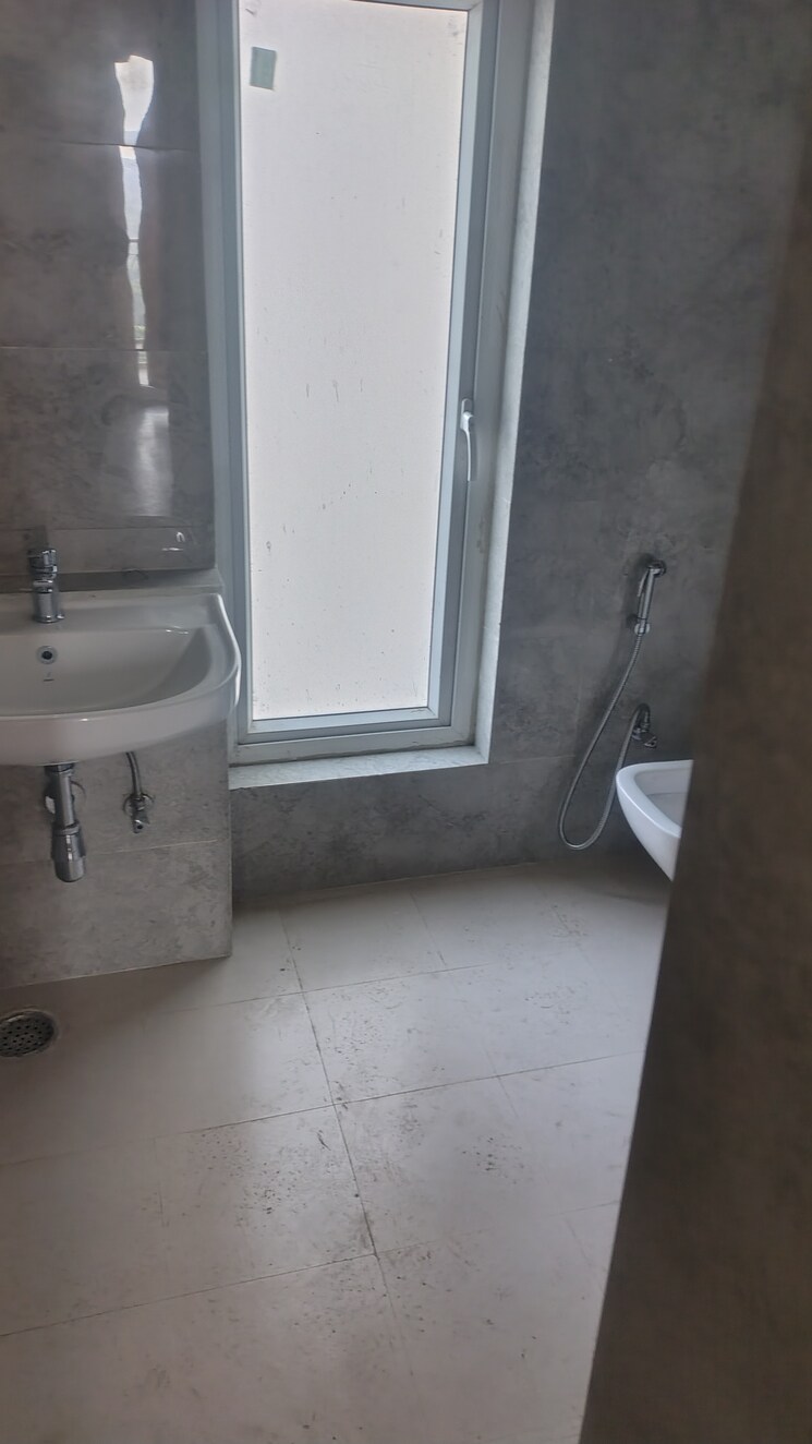 Attached Bathroom, pareena-micasa 2.5 Bedroom 1245 Sq.Ft. Apartment In Sector 68 Gurgaon 9751977