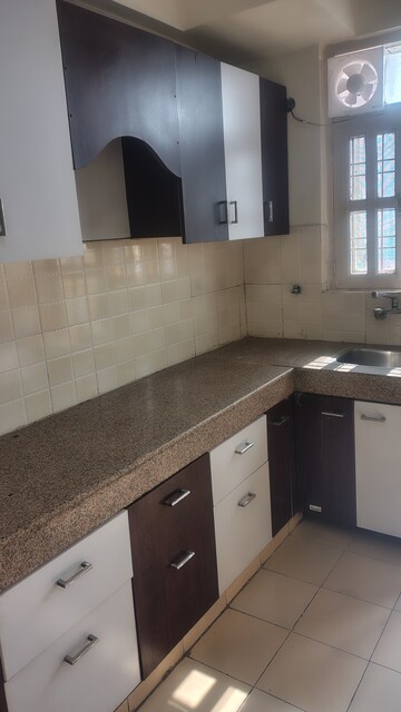 Kitchen in 2.5 BHK Apartment at Pareena Micasa, Sector 68 – for Rent