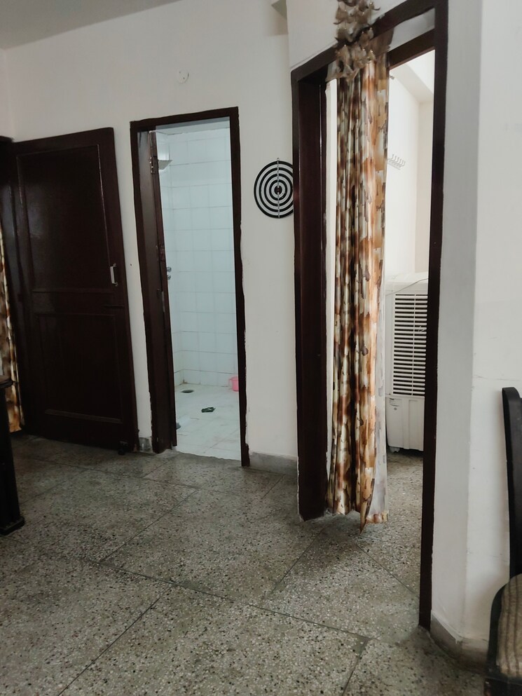 Other, sector 4 2 Bedroom 900 Sq.Ft. Apartment In Sector 4 Panchkula 9752096