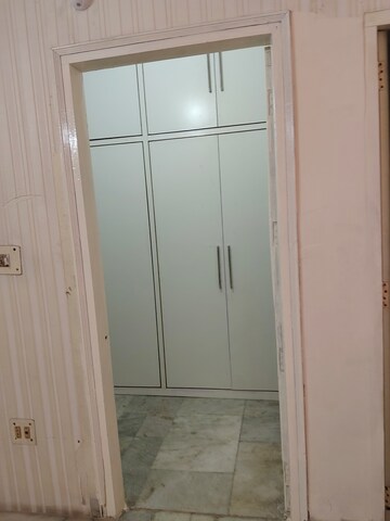  2 BHK Apartment at Sector 4 – for Rent