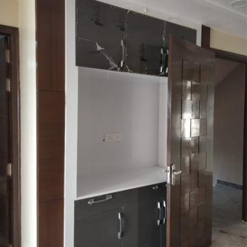 Kitchen in 4 BHK Builder Floor at Sector 85 – for Sale
