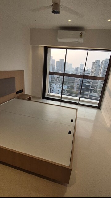 Room in 3.5 BHK Penthouse at Arth Crown Palace, Bandra West – for Rent