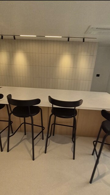 Room in 3.5 BHK Penthouse at Arth Crown Palace, Bandra West – for Rent