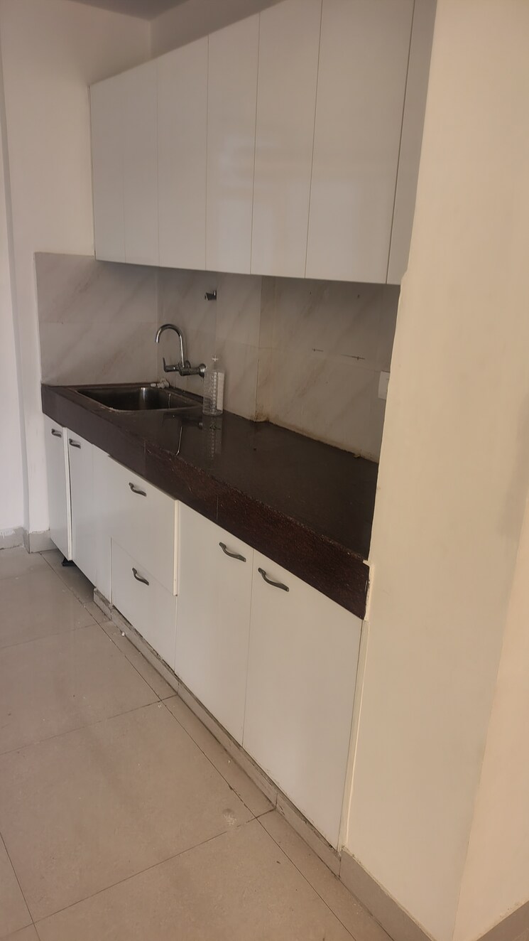 Kitchen, pareena-micasa 3 Bedroom 1999 Sq.Ft. Apartment In Sector 68 Gurgaon 9752219