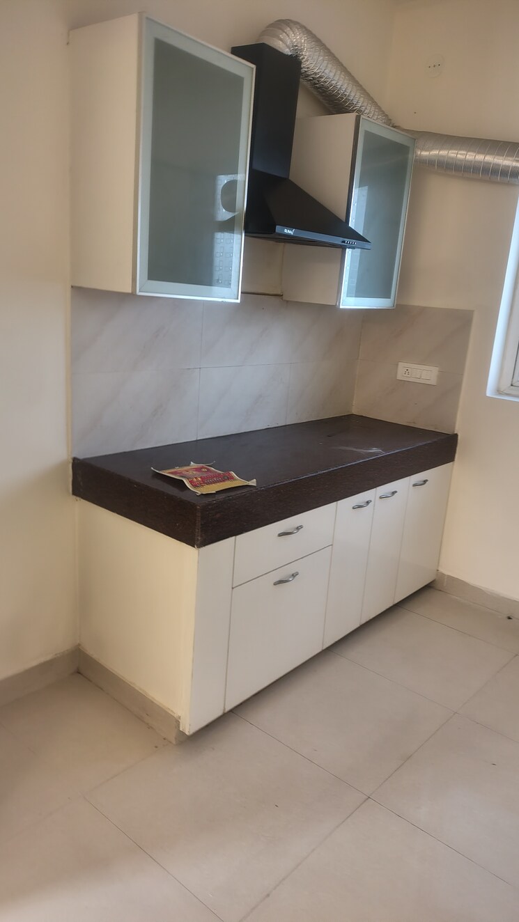 Kitchen, pareena-micasa 3 Bedroom 1999 Sq.Ft. Apartment In Sector 68 Gurgaon 9752219