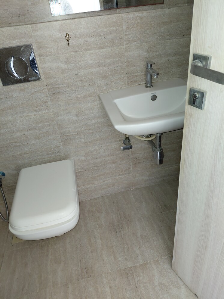 Bathroom, kanakia-levels 3 Bedroom 1112 Sq.Ft. Apartment In Malad East Mumbai 9752707