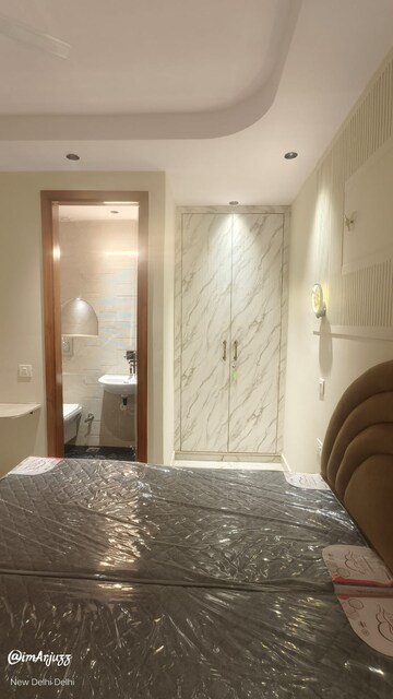 Bedroom in 1 BHK Builder Floor at Vinoba Puri – for Rent