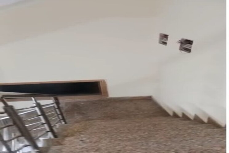 undefined, vasant enclave 4 Bedroom 4675 Sq.Ft. Builder Floor In Vasant Enclave Delhi 9753425