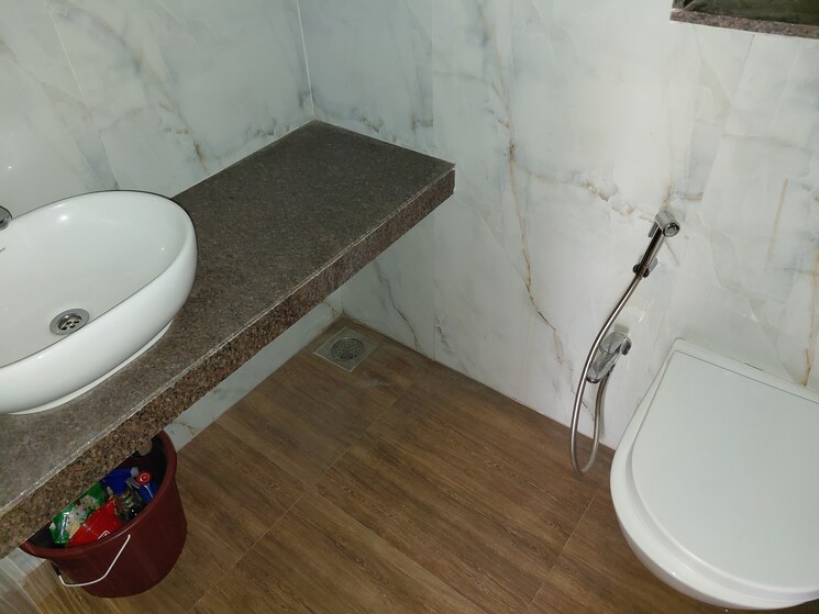 Bathroom, jyoti-sukriti 2 Bedroom 785 Sq.Ft. Apartment In Goregaon East Mumbai 9752798