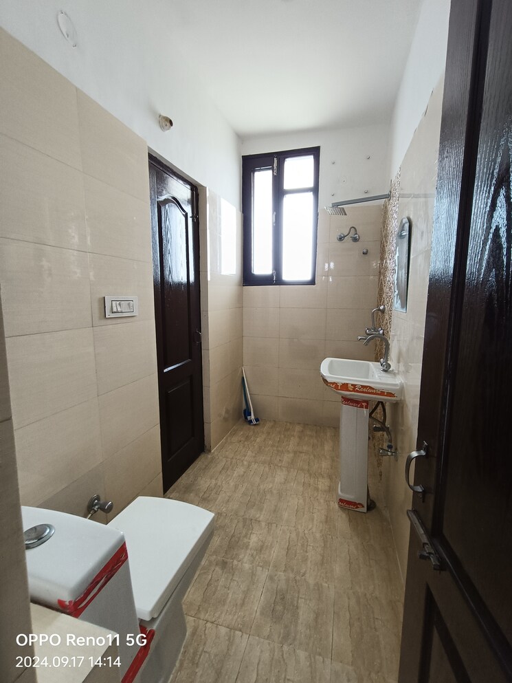 Bathroom, bcl-chinar-homes 3 Bedroom 2160 Sq.Ft. Apartment In Dhakoli Zirakpur 9752920