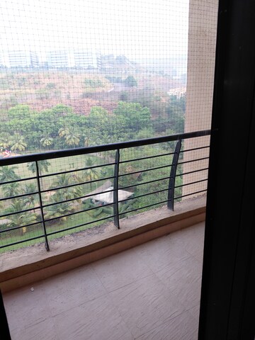 Staircase in 3 BHK Apartment at K Raheja Raheja Residency, Malad East – for Rent