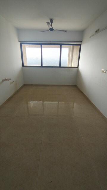 Room in 2 BHK Apartment at Lodha Palava City Lakeshore Greens, Dombivli East – for Rent