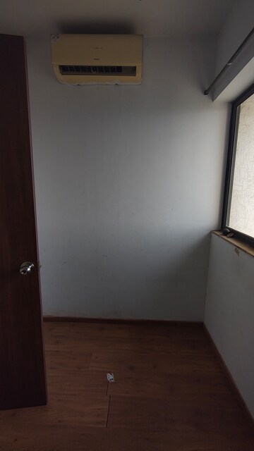 Room in 2 BHK Apartment at Lodha Palava City Lakeshore Greens, Dombivli East – for Rent