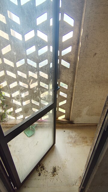 Furnished Amenities in 2 BHK Apartment at Lodha Palava City Lakeshore Greens, Dombivli East – for Rent