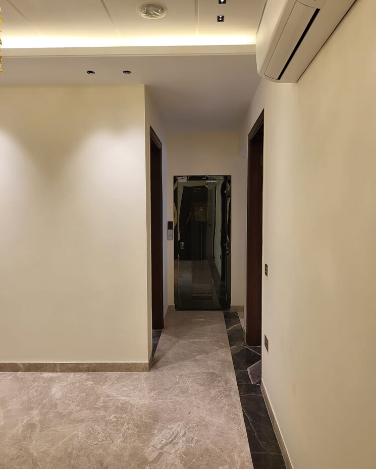 undefined, dlf-the-icon 4 Bedroom 2810 Sq.Ft. Apartment In Dlf Phase V Gurgaon 9753639