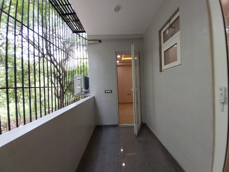 Cover Image, naraina 4 Bedroom 300 Sq.Yd. Builder Floor In Naraina Delhi 9753160