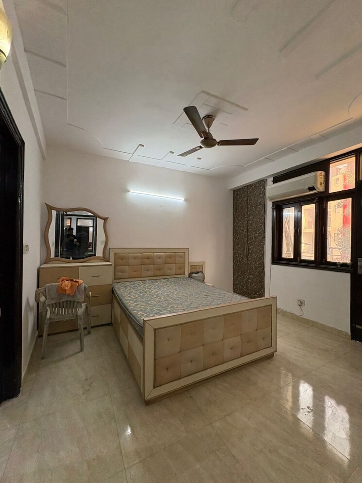 Bedroom, saket 3 Bedroom 1500 Sq.Ft. Builder Floor In Saket Delhi 9753740