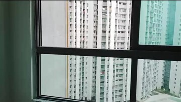 Room in 1 BHK Apartment at Kalpataru Immensa H, Kolshet Road – for Sale