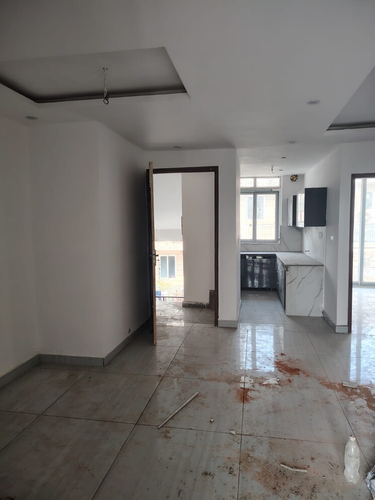 Living Room, dhakoli 3 Bedroom 112 Sq.Yd. Builder Floor In Dhakoli Zirakpur 9753817