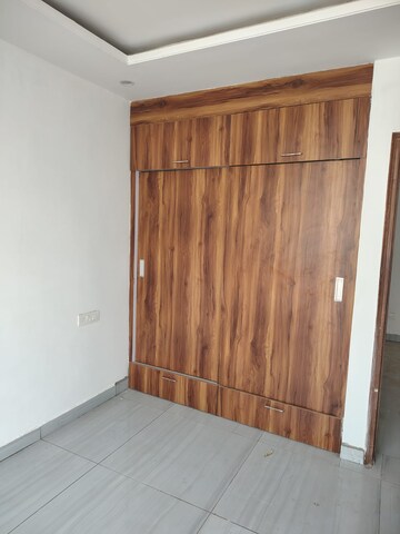 Room in 3 BHK Builder Floor at Dhakoli – for Sale