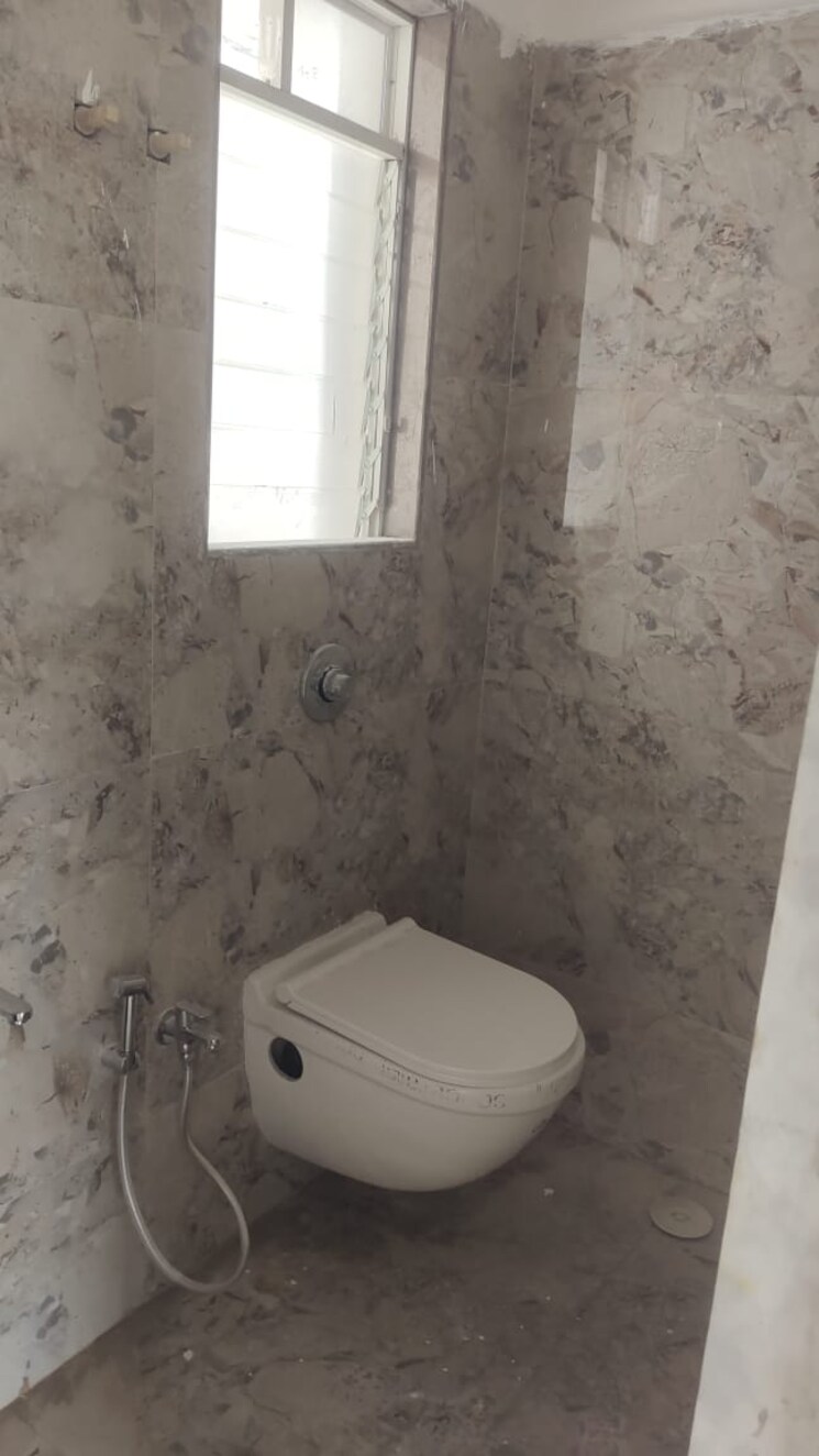 Bathroom, rachna-chs 1 Bedroom 450 Sq.Ft. Apartment In Bhandup East Mumbai 9753772