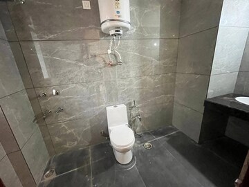 Bathroom in 1 BHK Builder Floor at Saket – for Rent