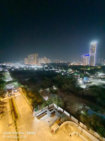 2 BHK Apartment – Exterior View View at Amanora Gold Towers, Hadapsar - for Sale