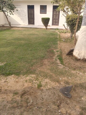 3 BHK Independent House – Garden View at Vetruvia Homes 3, Sector 17 - for Rent